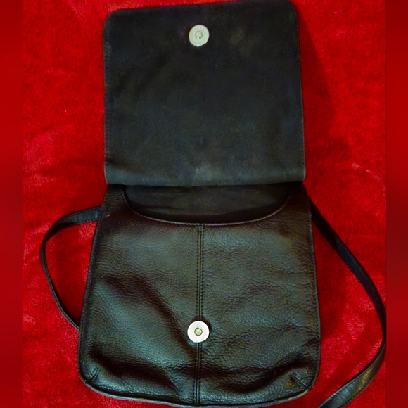 Fossil Vintage Black Leather & Multi-Textured Crossbody Bag - Picture 8 of 9